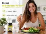 Eine Frau am Esstisch mit einer Mahlzeit, der Berberin-Dose und Tipps zur Routine.